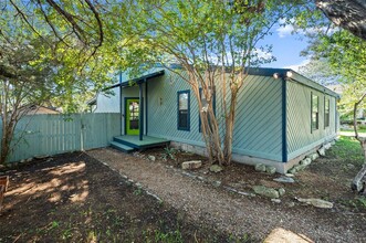 Building Photo - 2107 Rain Water Dr
