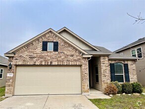 Building Photo - 260 Chickadee Ln
