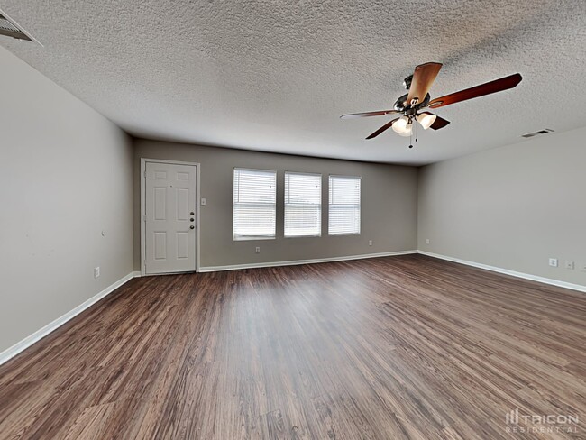 Foto del edificio - 1126 Piedmont Creek Trail