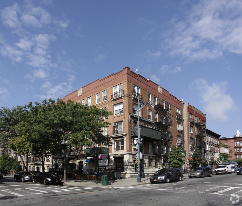 175 Hewes St, Brooklyn, NY 11211 Apartments in Brooklyn, NY