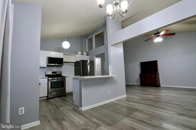 Foto del edificio - 505 Regency Pl