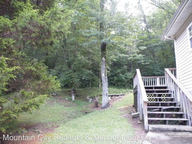 Building Photo - 1 br, 1 bath House - 21963 River Canyon Rd