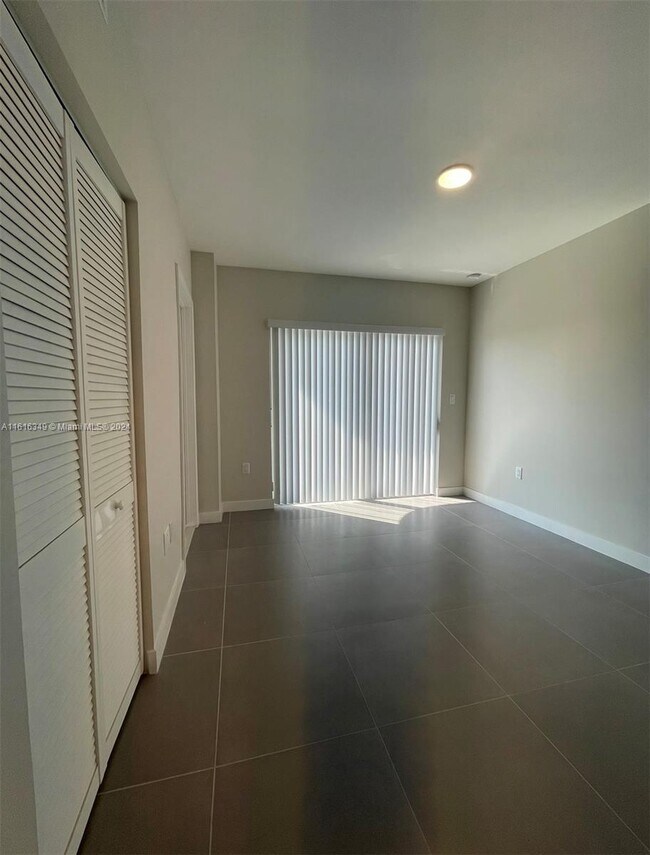 Foto del edificio - 25673 SW 144th Ave