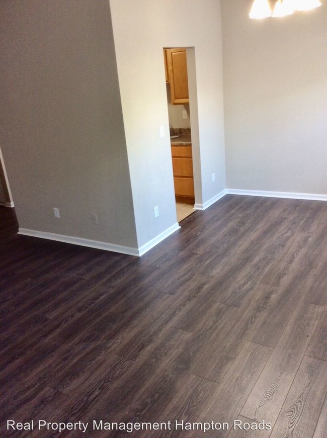 Foto del edificio - 2 br, 1 bath House - 1035 Commonwealth Place