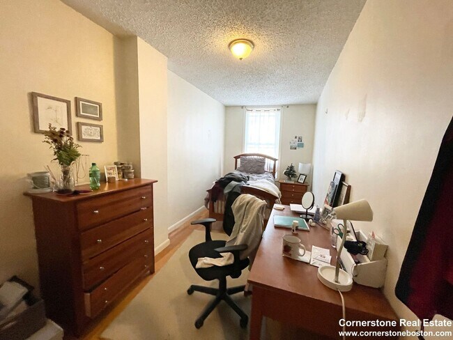 Foto del edificio - Central South End Location, Eat-in Kitchen...