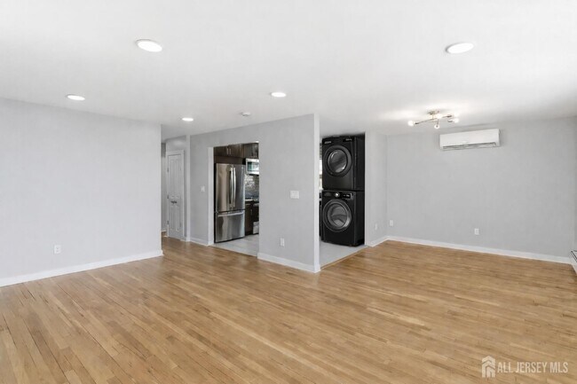 Foto del edificio - 19 Evelyn Ct