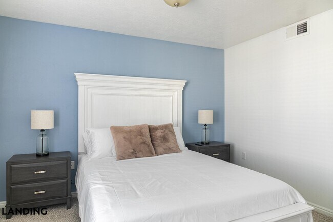 Foto del edificio - 5657 W Barn Rd