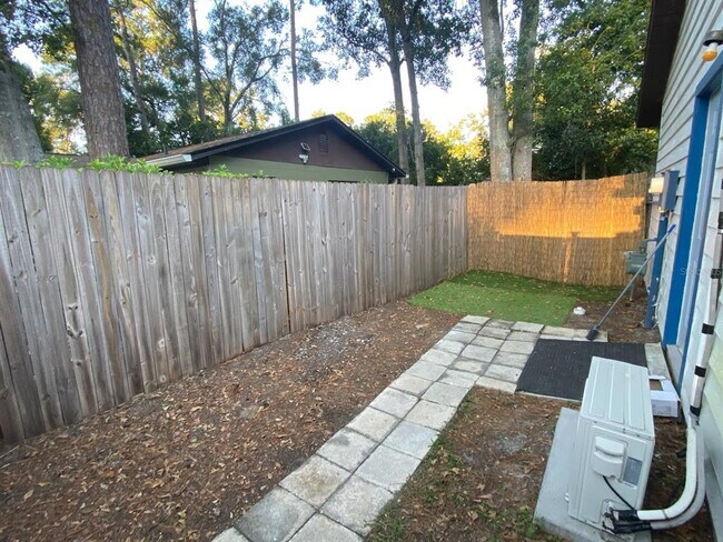 Foto del edificio - 4321 NW 20th Dr