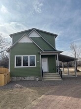 Building Photo - 255 S Diamond Ave