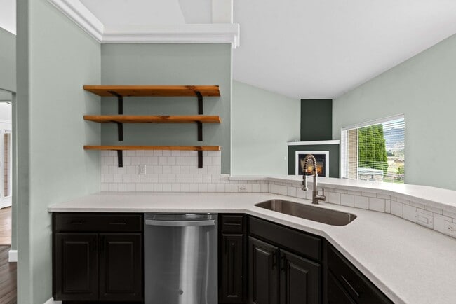 Building Photo - Beautiful Aspen Shores Home – 3 Bed, 1.75 ...