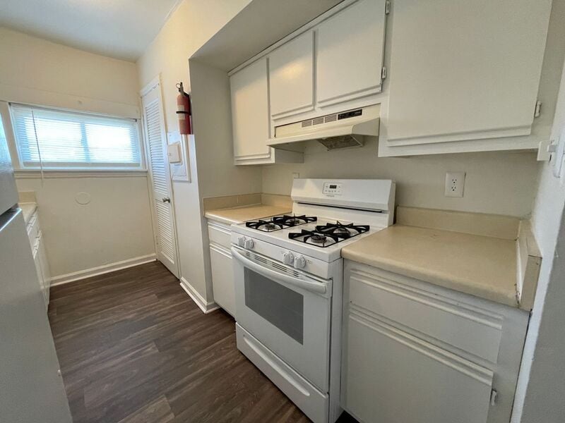 1904 Warren Ave Unit E, Hopewell, VA 23860 Condo for Rent in Hopewell