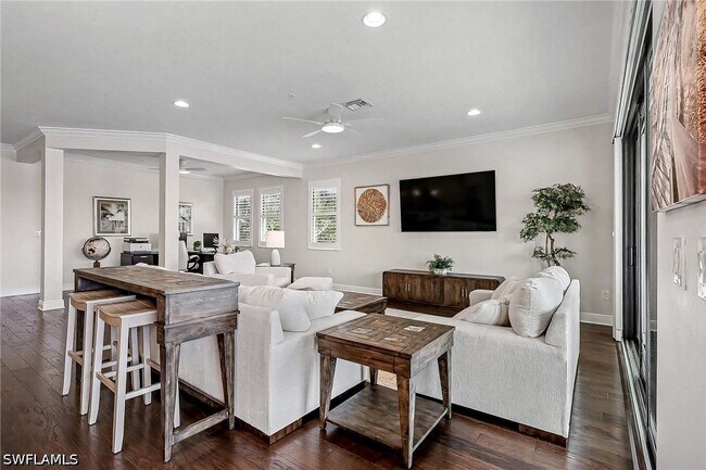 Foto del edificio - 15181 Butler Lake Dr