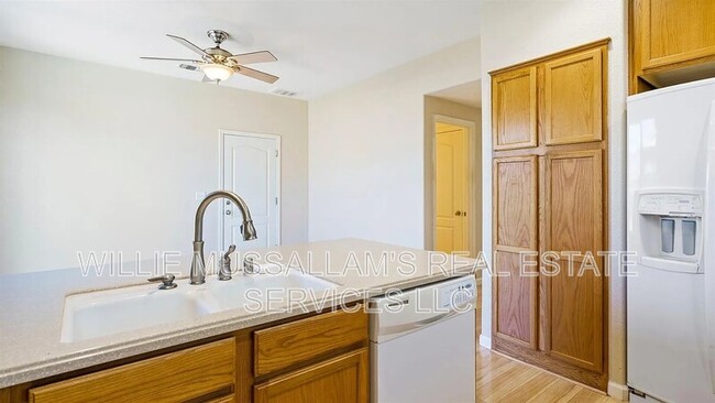 Foto del edificio - 17187 Atlantic Oak Ln