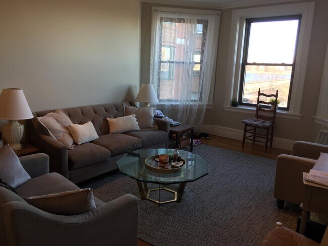 Foto del edificio - 488 Beacon St