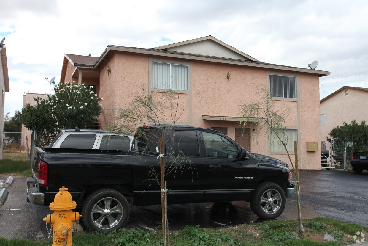 Building Photo - Sierra Baja