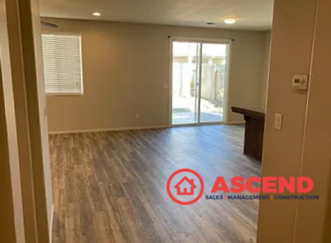 Foto del edificio - Alluring Home In Rosedale Area!