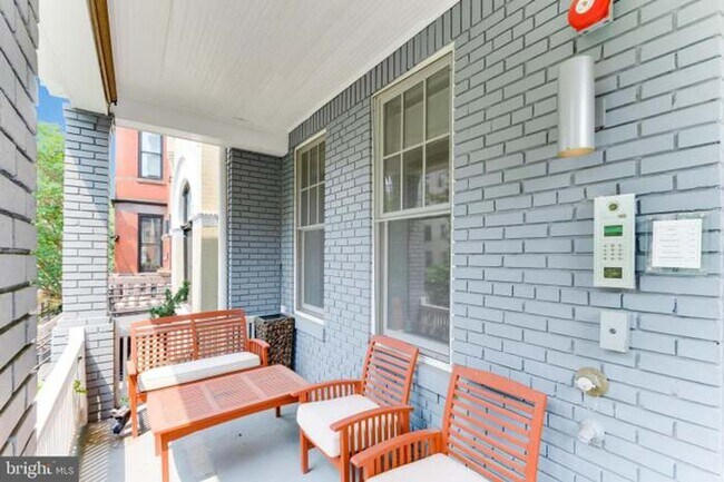 Foto del edificio - 1321 21st St NW