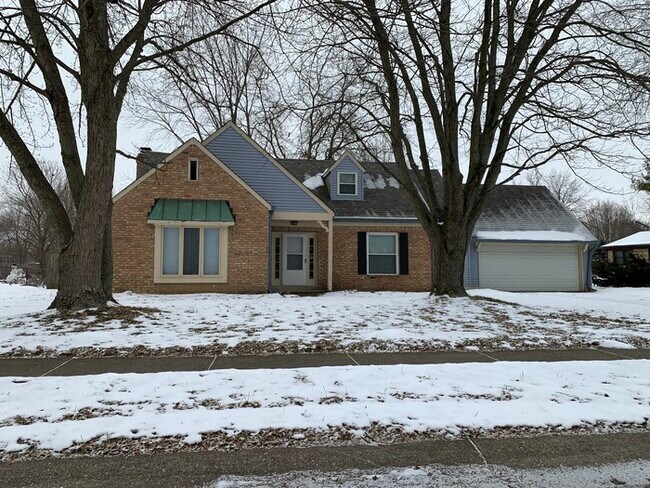 Foto del edificio - Fantastic Home in Lawrence Township!