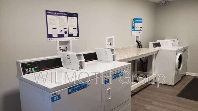 Building Photo - 129 W Hendricks St