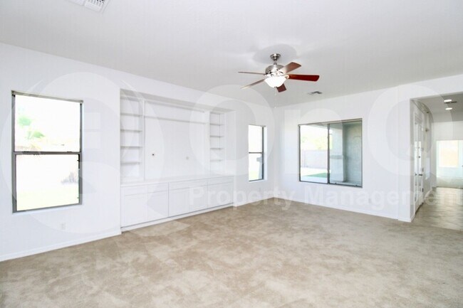 Foto del edificio - 3612 E Prescott Pl