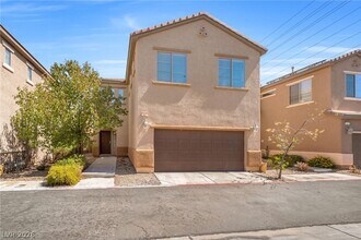 Building Photo - 667 Calamus Palm Pl