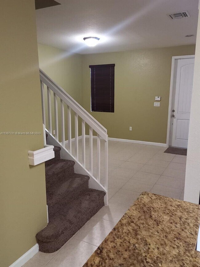 Foto del edificio - 14140 SW 275th St