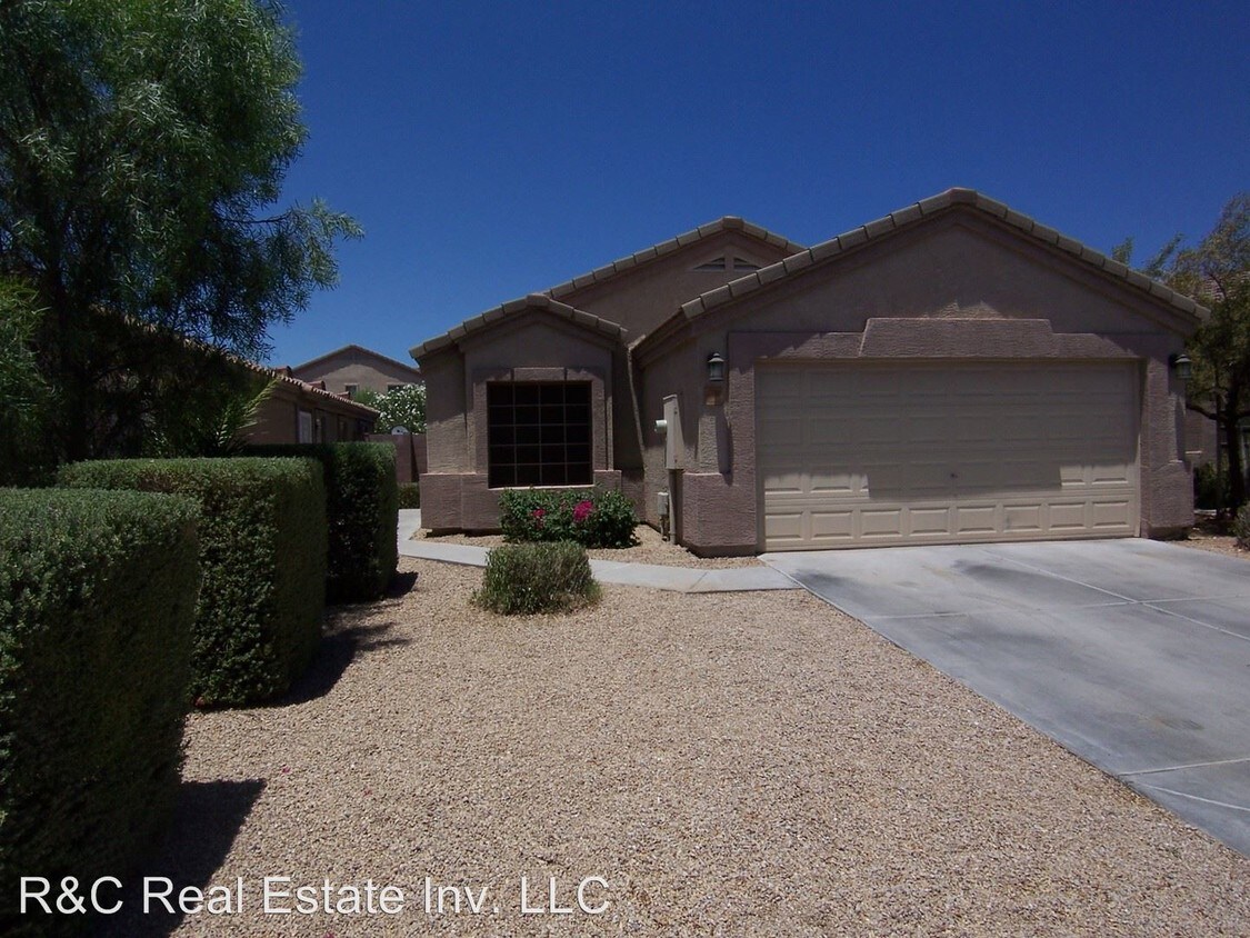 Primary Photo - 11026 E Arbor Ave