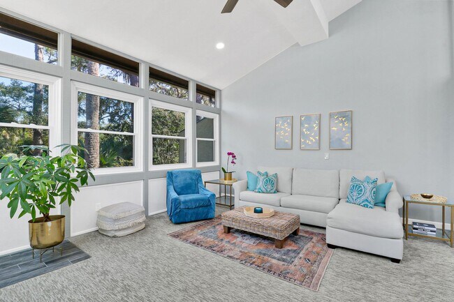 Foto del edificio - Completely Remodeled Cottage - Moss Creek