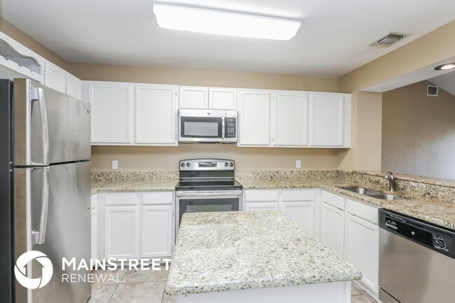 Building Photo - 4031 Rocky Ledge Dr