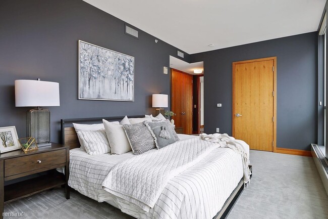 Foto del edificio - 1 br, 2 bath Condo - 222 2nd St SE