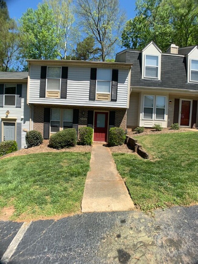 Building Photo - 4210 Sterlingworth Dr