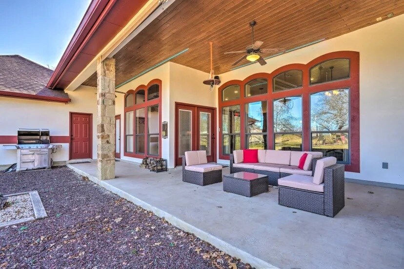 148 Circle Six Dr, La Vernia, TX 78121 House Rental in La Vernia, TX