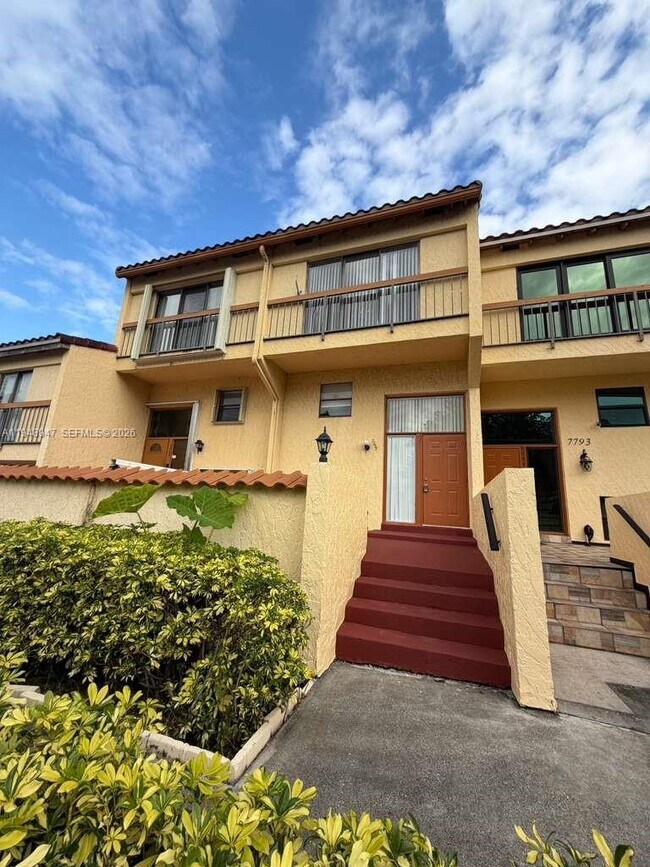 Foto del edificio - 7795 Grande St