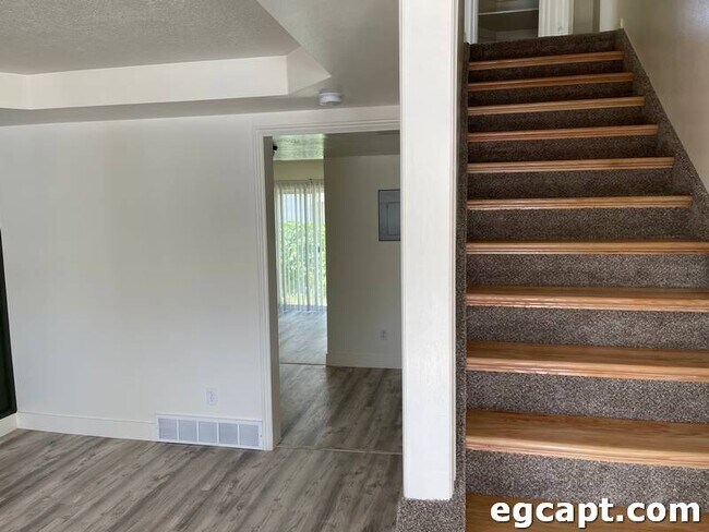 Foto del edificio - 1245 N 400 E