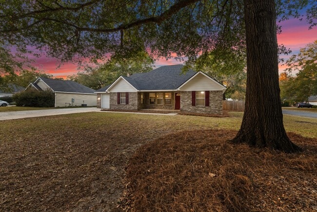 Building Photo - 125 Crossing Cir