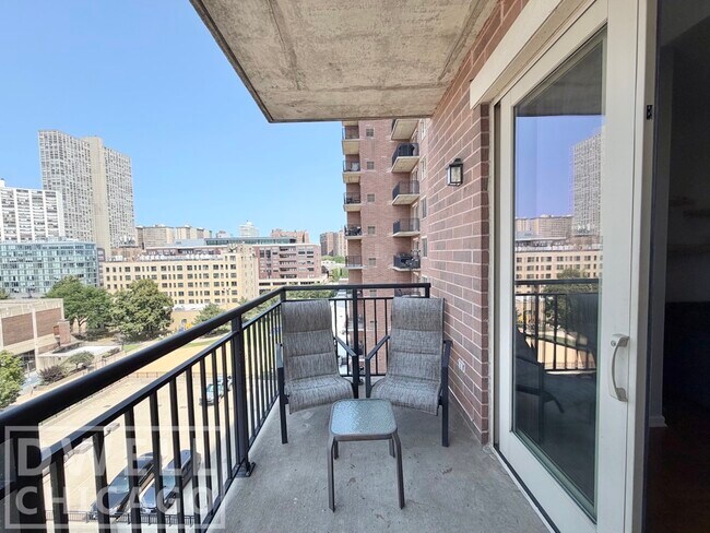 Foto del edificio - 828 W Grace St