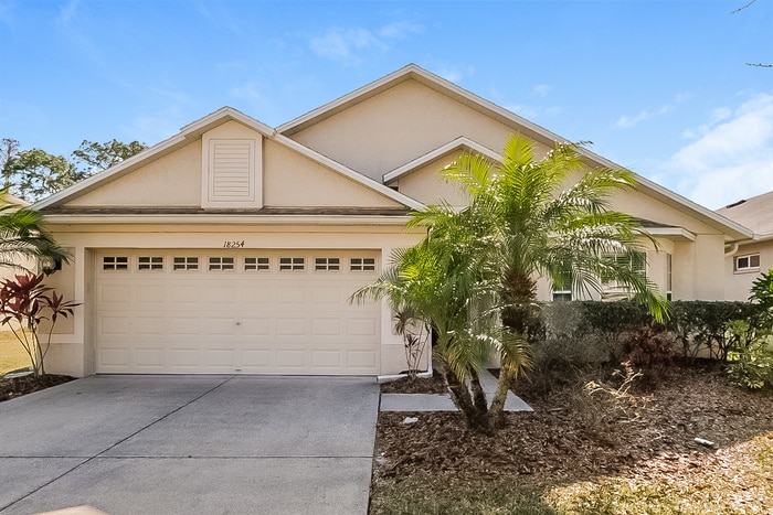 Primary Photo - 18254 Cypress Bay Pkwy