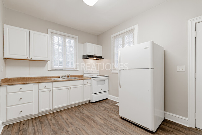 Building Photo - 1500 Argent Ct