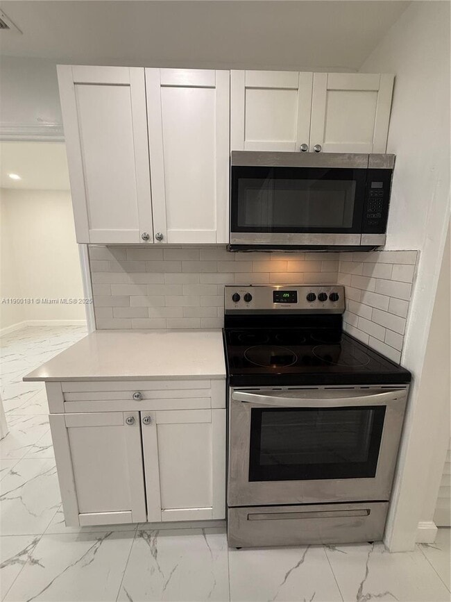 Building Photo - 26741 SW 139th Ave
