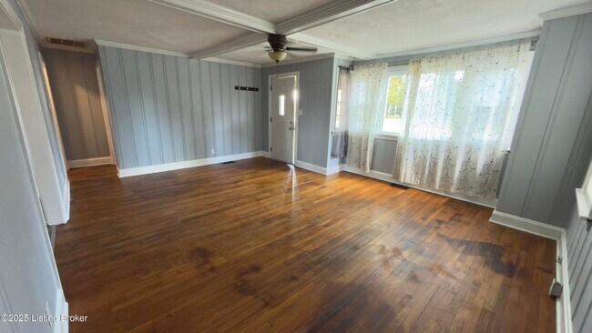 Foto del edificio - 1410 Plank Rd