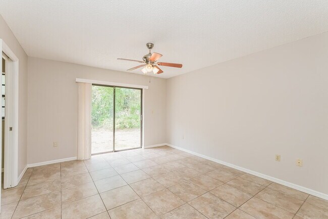 Building Photo - 5206 Hope Ln