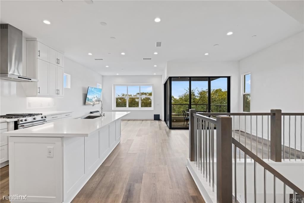 Foto principal - 4 br, 3.5 bath House - 26368 Paseo Sillin