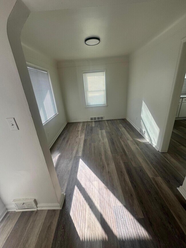 Foto del edificio - 18405 Archdale St