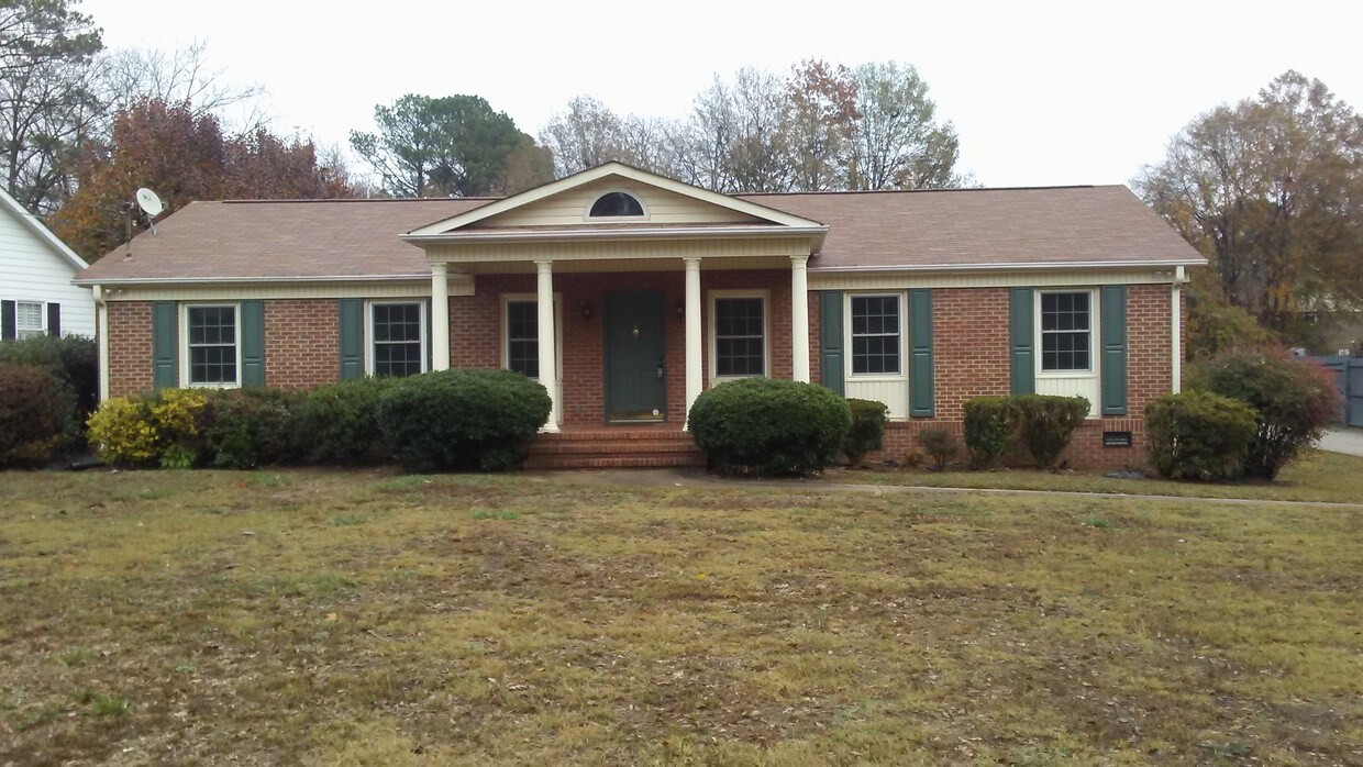 Foto principal - 203 Brown Acres Rd