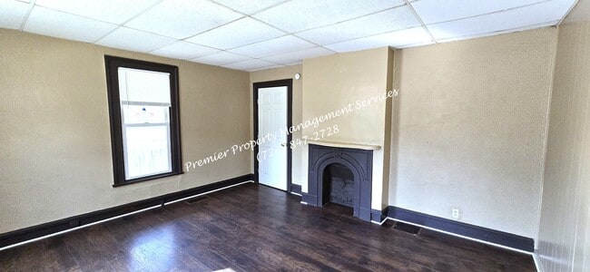 Building Photo - 76 2nd Ave