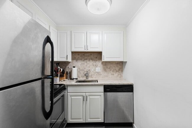 Building Photo - 86 Marlborough St