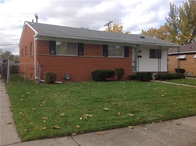 Building Photo - 7071 N Charlesworth St