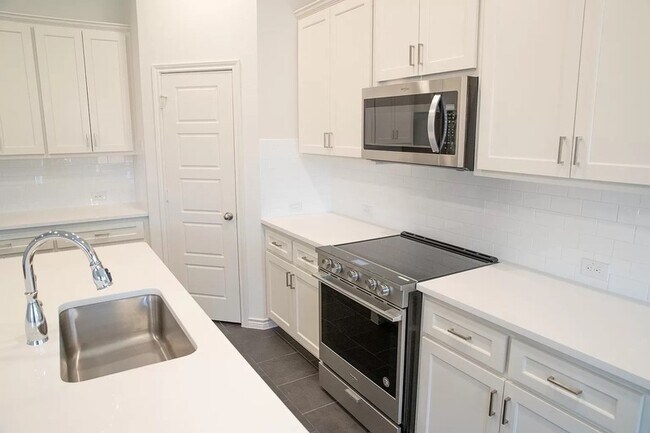 Foto del edificio - 2925 Gordon Ave