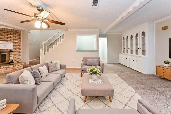 Foto del edificio - 16911 Memorial Oaks Ln