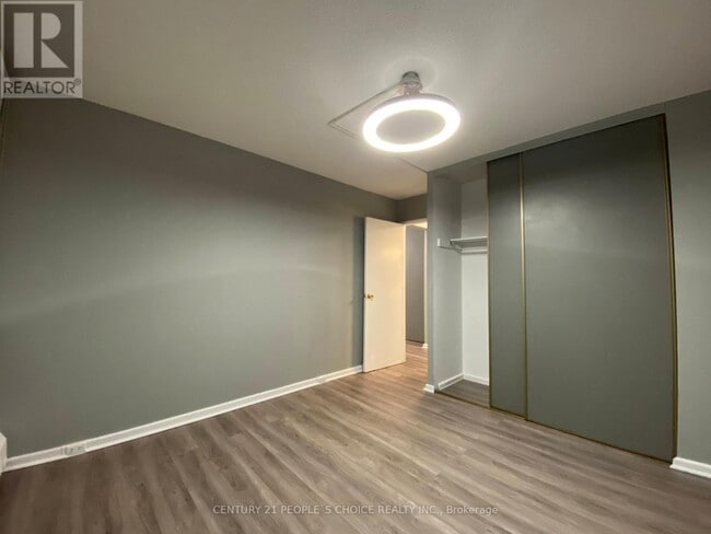 Building Photo - 725 Don Mills Rd.